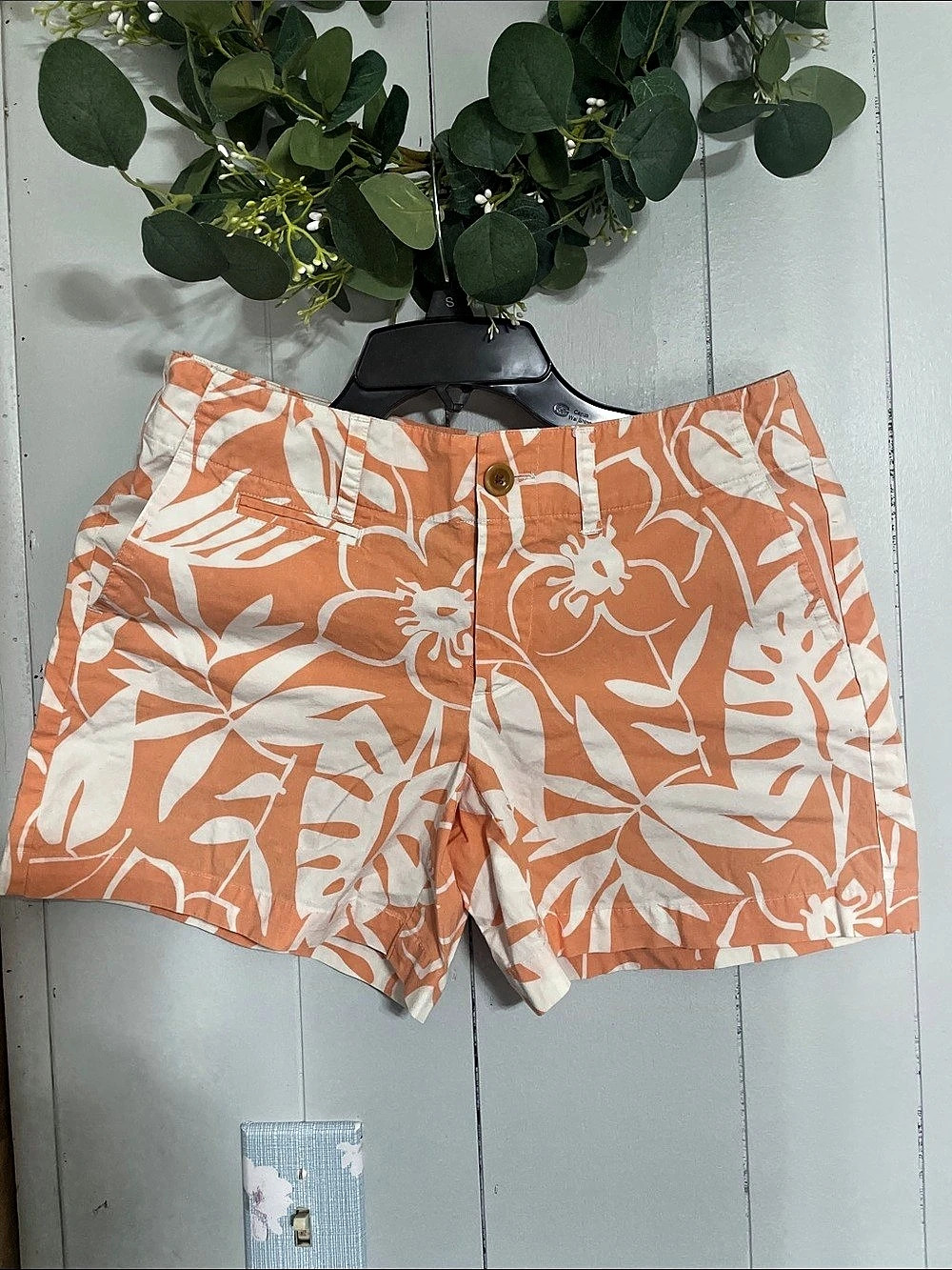 vineyard vines Floral Print Shorts Orange & White Size 0 Like New
